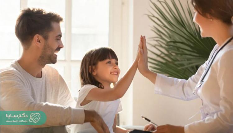 معاینه کودک برای تشخیص اختلال یادگیری